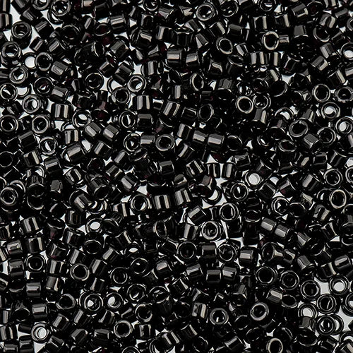 Delica 11/0 RD Black Opaque, DB0010V