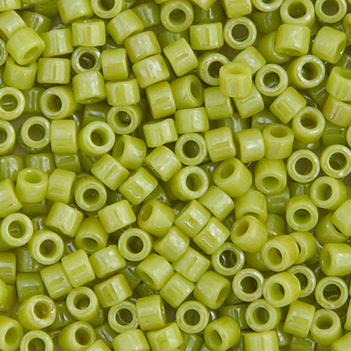Delica 11/0 RD Chartreuse Opaque Glazed Luster, DB0262V
