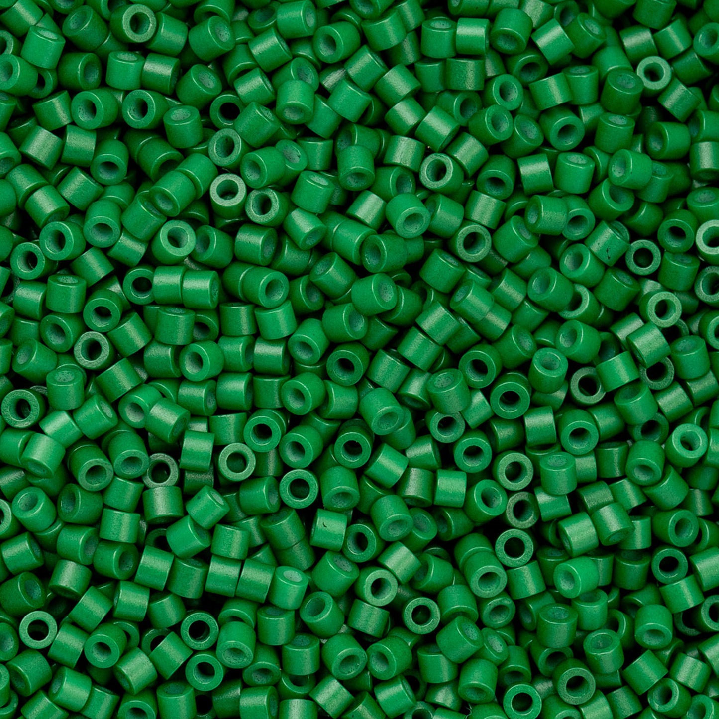 Cylin Beads 11/O Opaque Jade Green 25g Bag, 1047